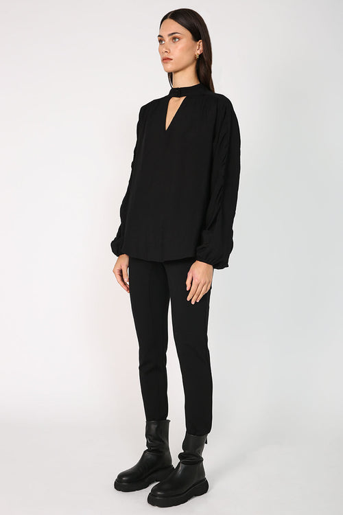 assemble top / black