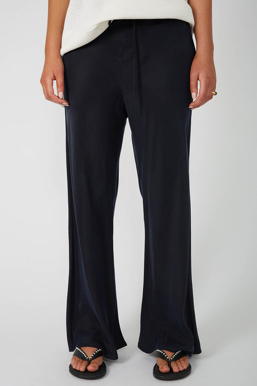 frame bias pant / dark navy