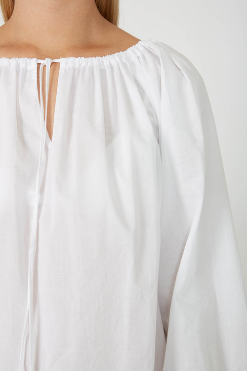 limit top / white