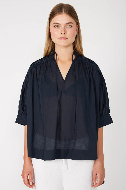 bevelled short sleeve top / dark navy