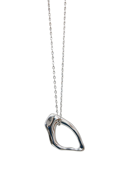 spate long necklace / silver