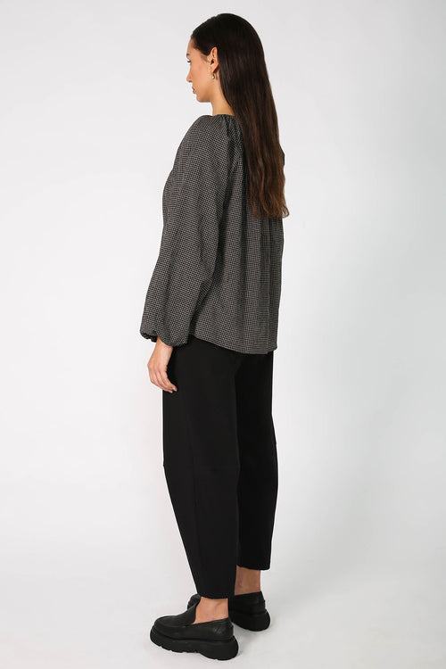 rue top / black|natural check