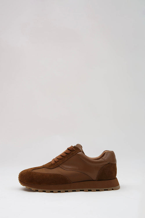 sprint trainer / dark camel brown