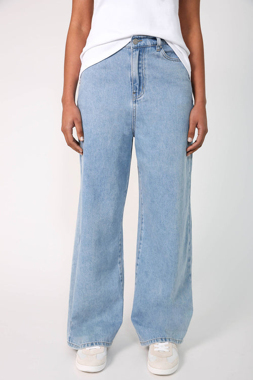 glowed jean / washed indigo blue