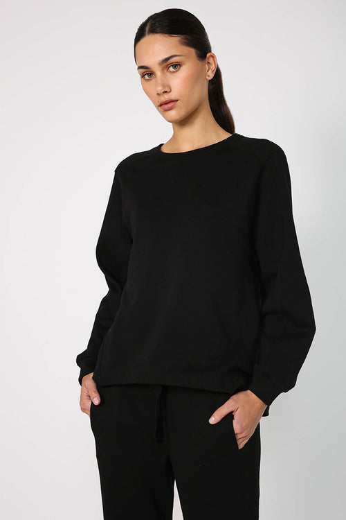 striker sweat / black