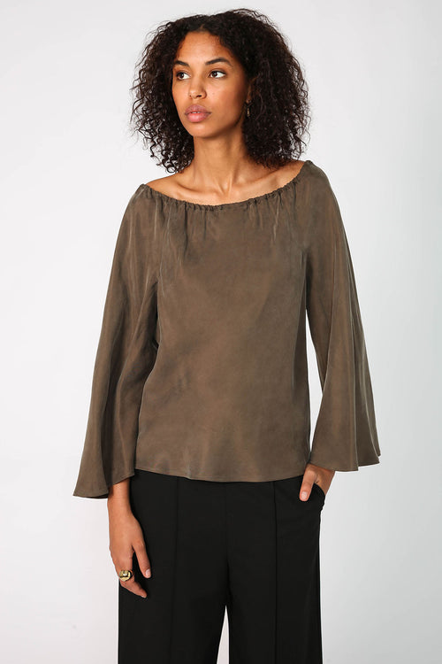 molten top / olive
