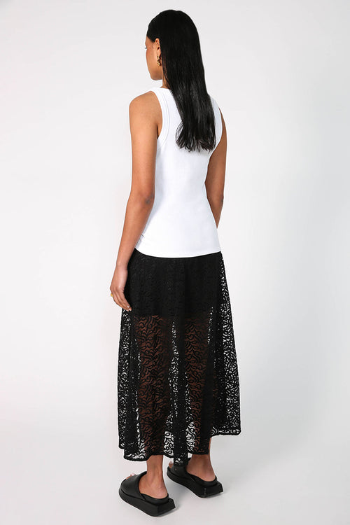 enchanted skirt / black lace