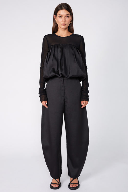 bubble crop / black