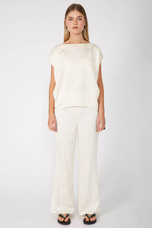 inter short sleeve top / cream flower jacquard