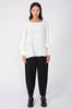raven top / white