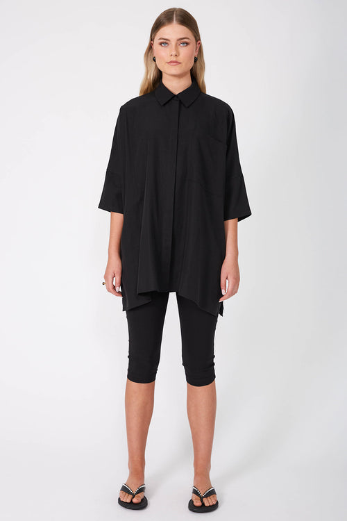 restrict tunic shirt / black