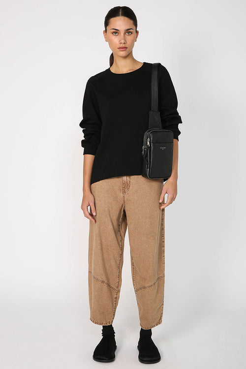 striker sweat / black