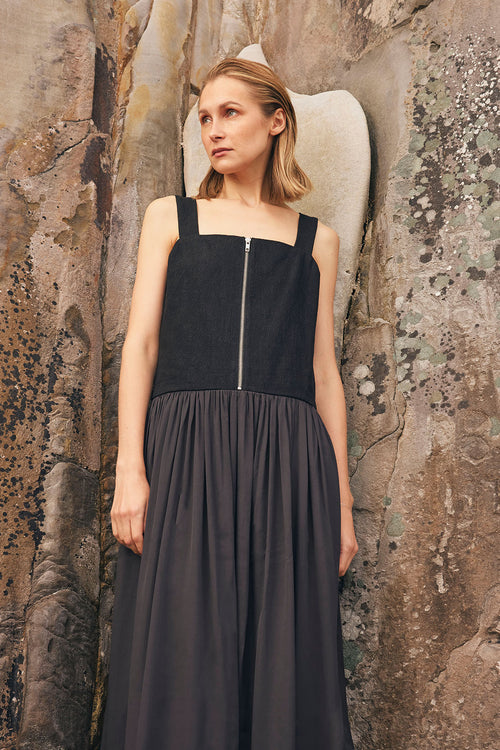 garrison dress / black