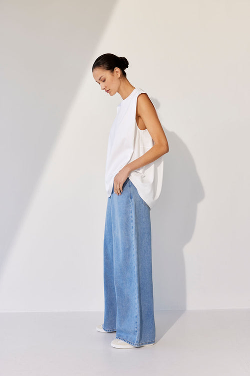 glowed jean / washed indigo blue