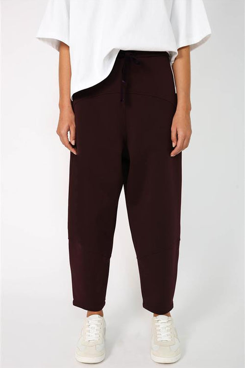 furthering ponti track pant / black forest