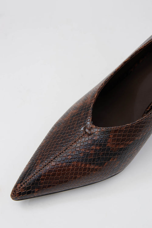 aim heel / sangria snakeskin