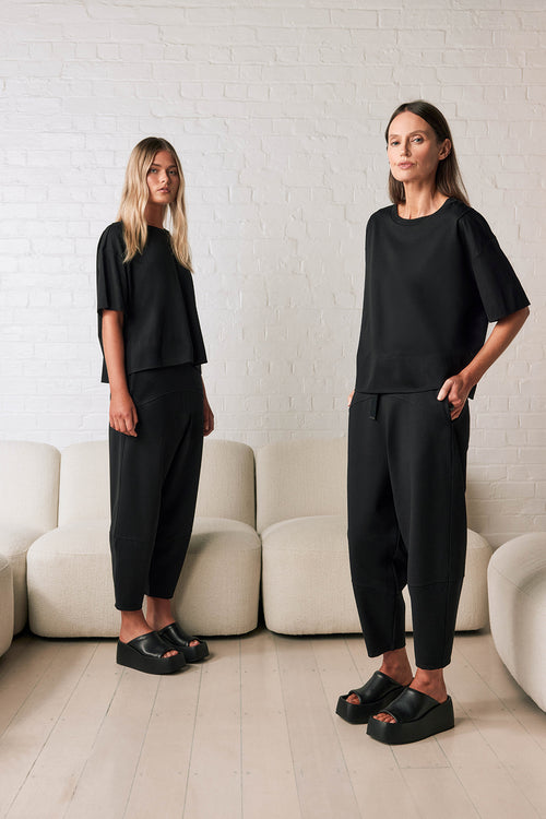 furthering ponti track pant / black ponti