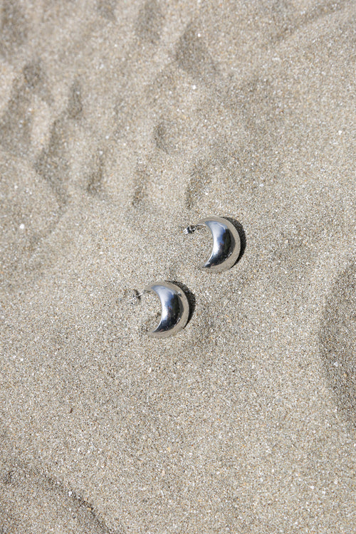 orb earring / silver