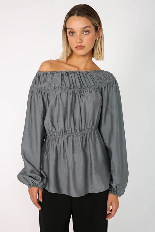 cased top / smoked blue