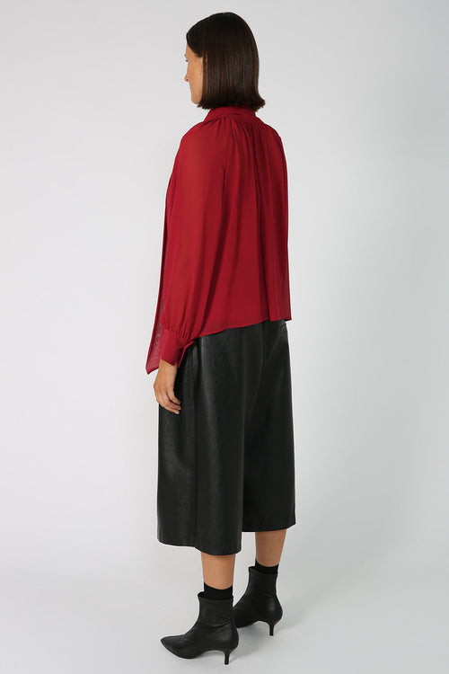 covert top / cranberry