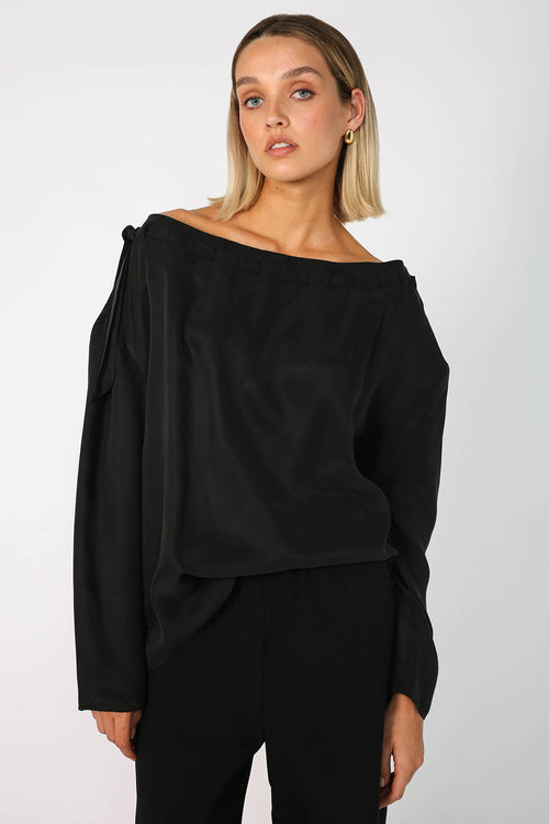 avid top / black