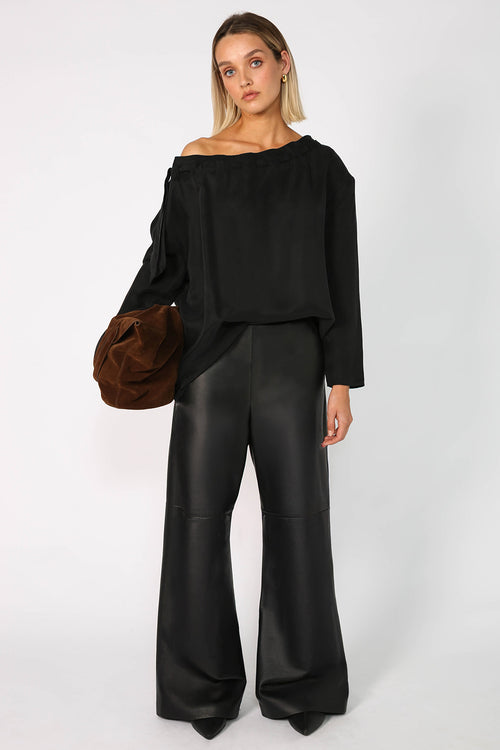 avid top / black