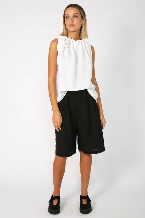 finite short / black
