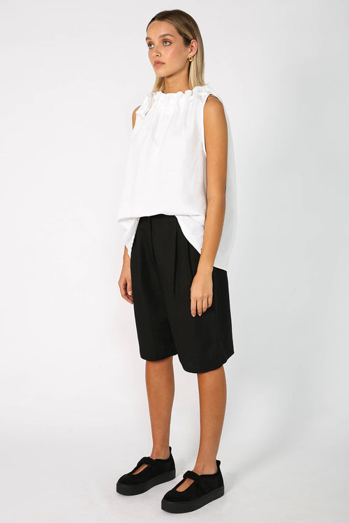 finite short / black