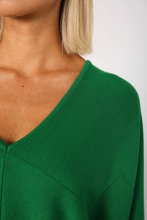 step sweater / bright green