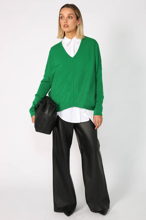 step sweater / bright green