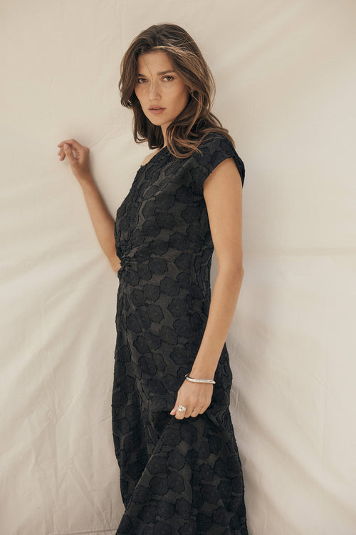 pierce midi dress / black
