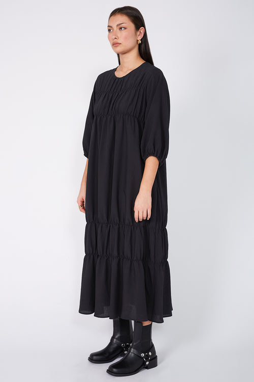 section dress / black