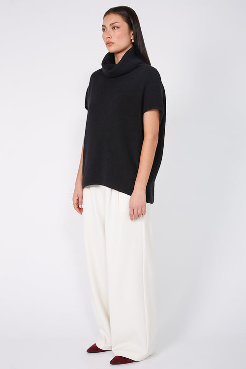 sphere polo sweater / black
