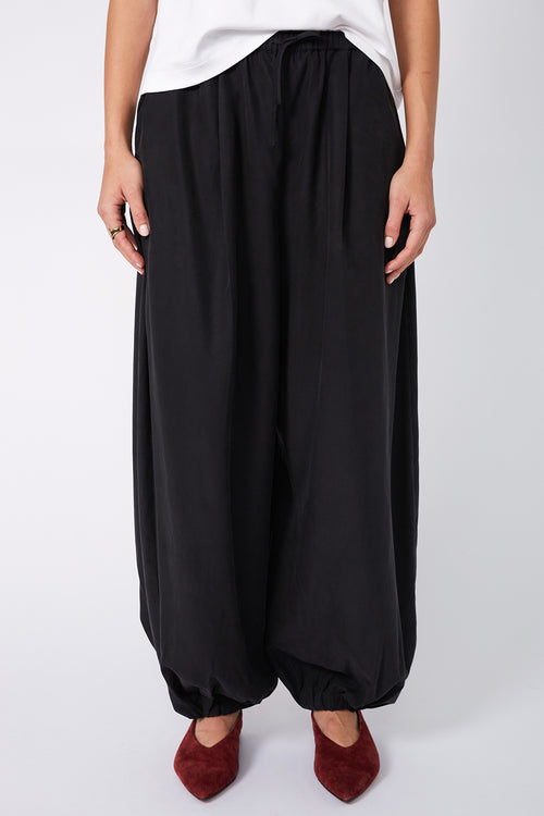 abate pant / black