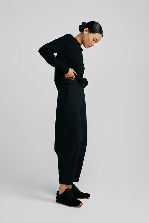 ahead pant / black