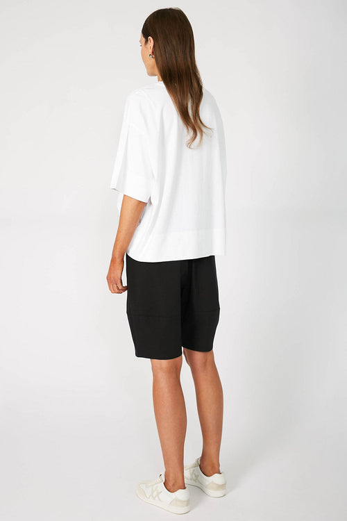 ahead short / black