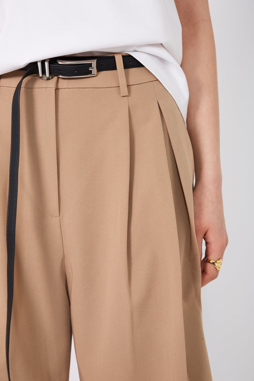 allot short / camel