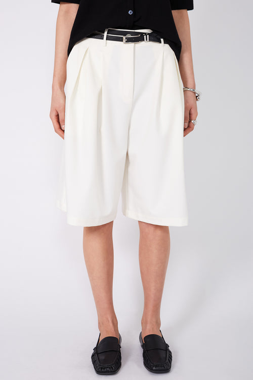 allot short / ivory cream