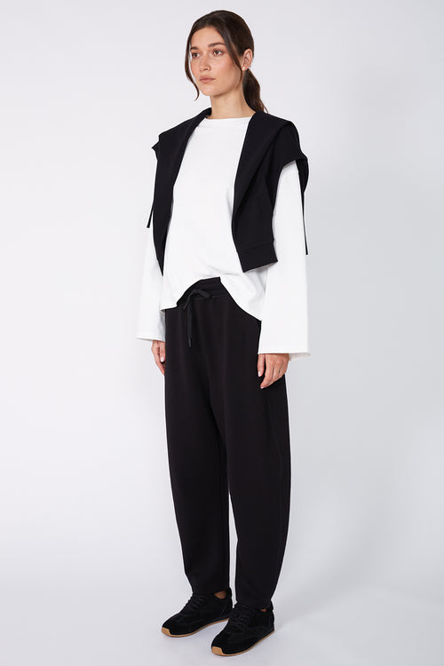 alloy track pant / black