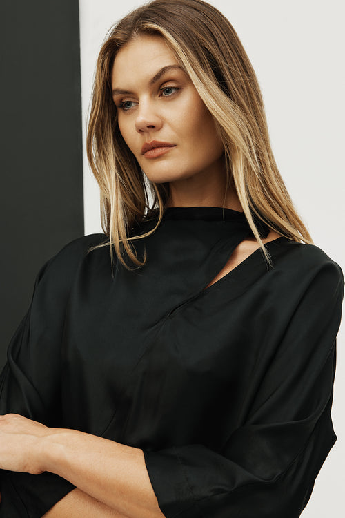 apart top / black