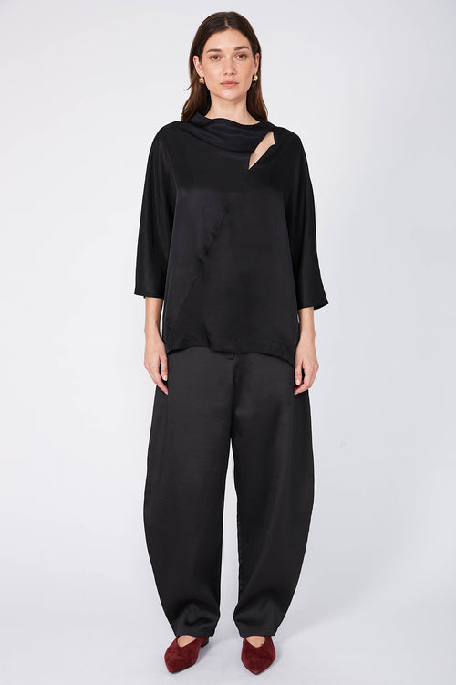 apart top / black