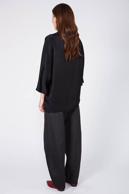 apart top / black