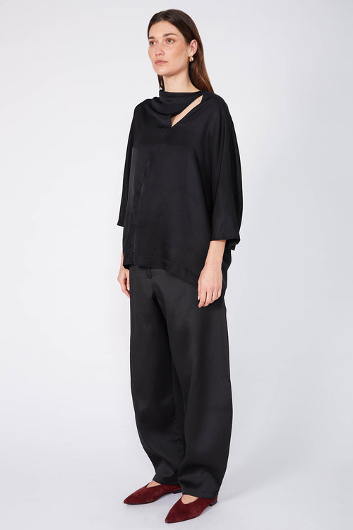 apart top / black