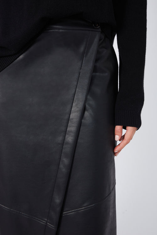 arrow wrap skirt / black
