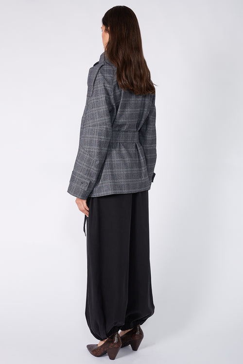 assign short trench / grey marle plaid
