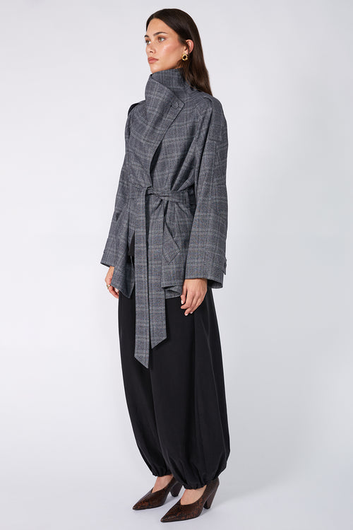 assign short trench / grey marle plaid