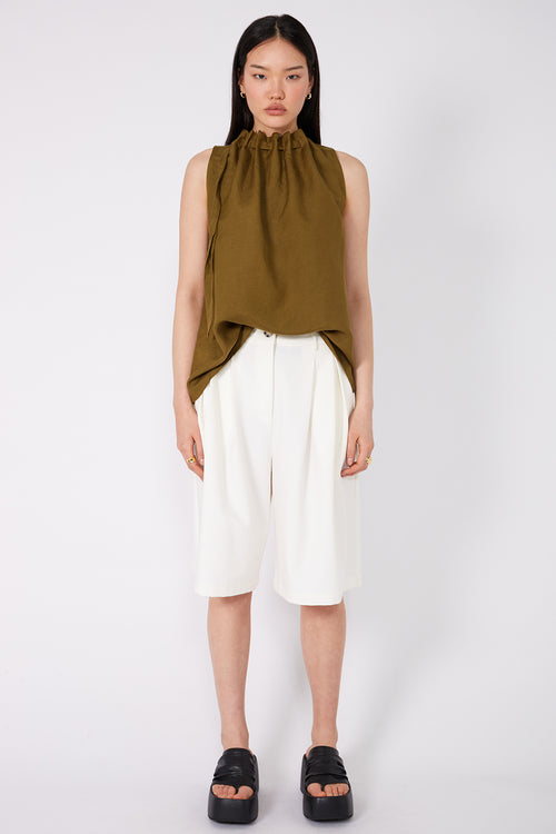 avid tank / caper olive