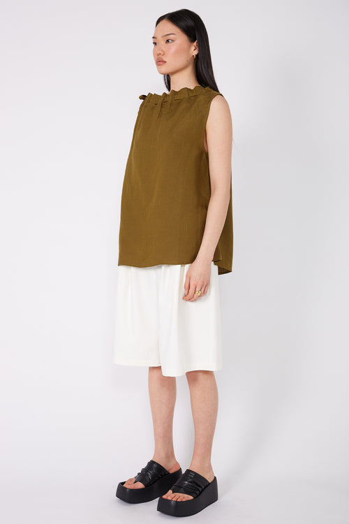 avid tank / caper olive