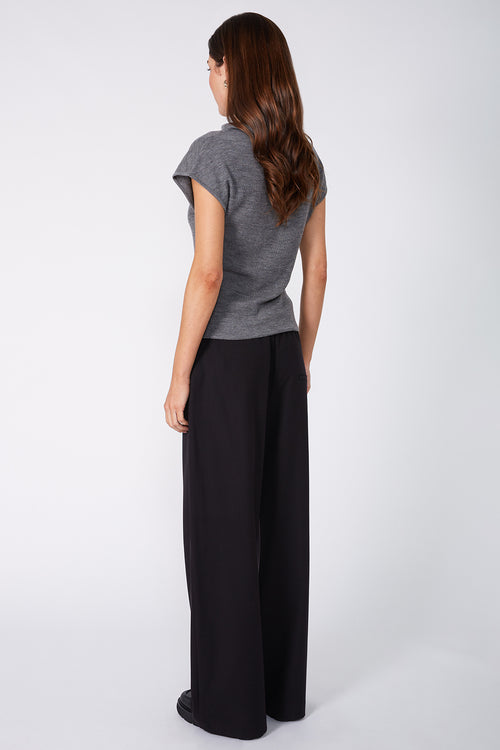 avoid vest sweater / grey marle