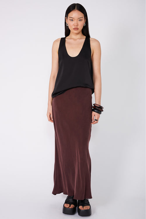 column bias maxi skirt / sangria